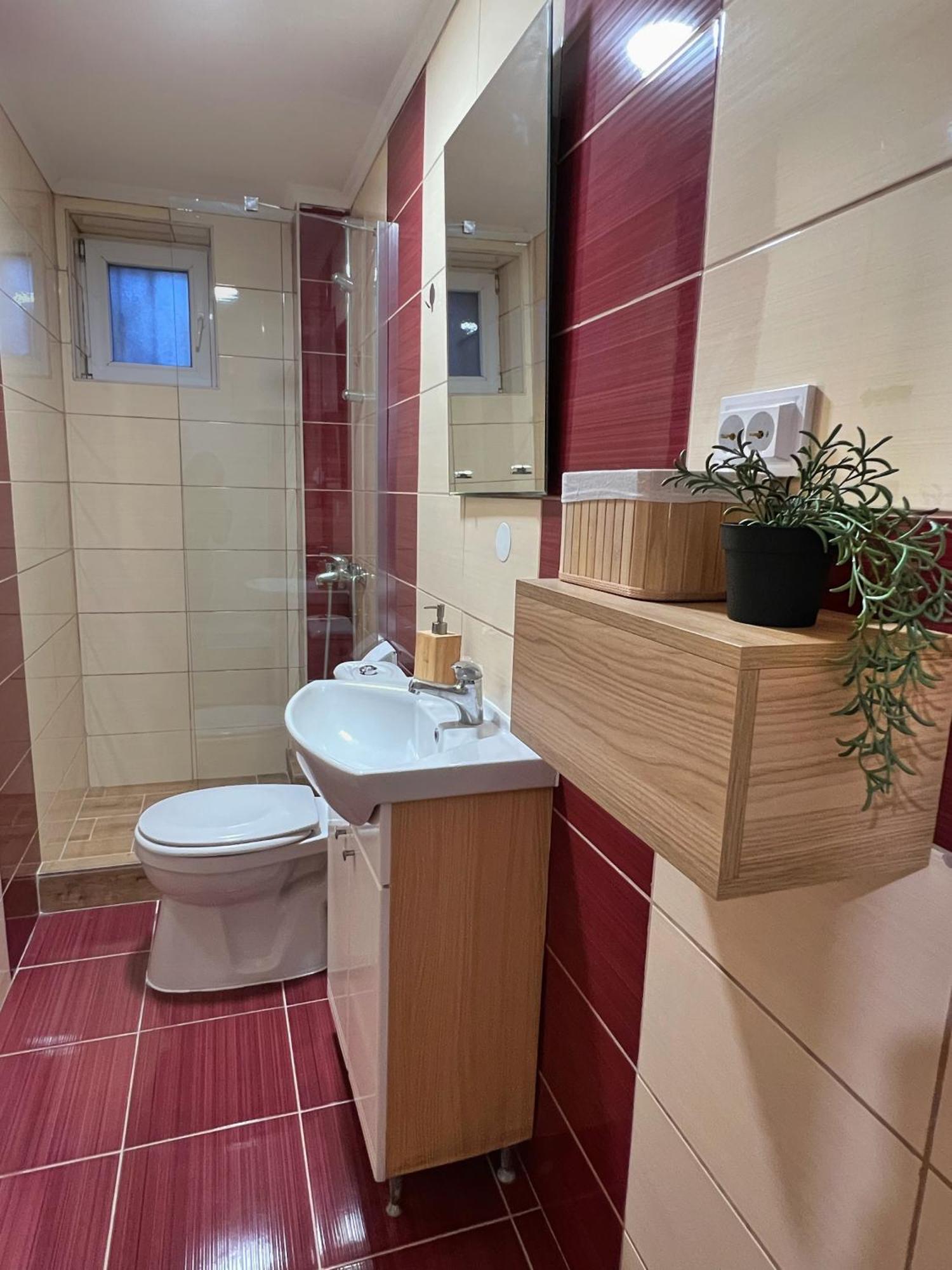 Charming 2 Bedroom Apartment Skopje Bagian luar foto